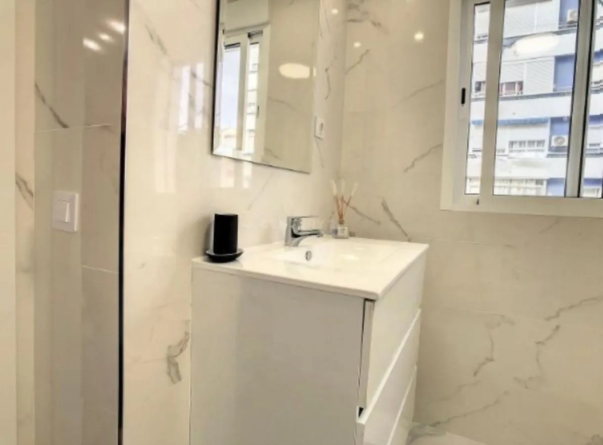 Urban&Vacay! Suite - Torremolinos City Centre Spain